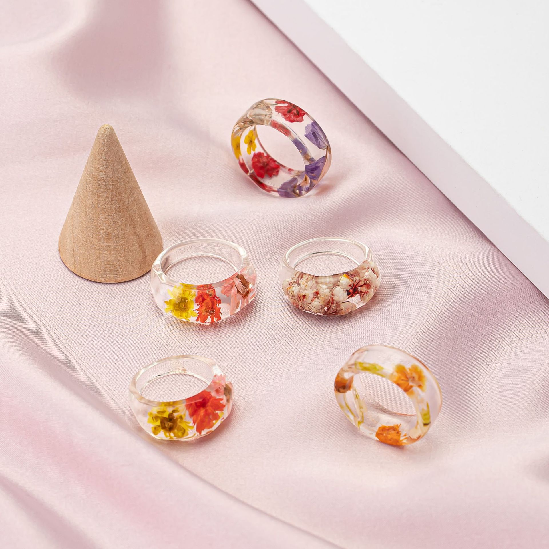 Cincin Akrilik Retro Bunga Dai - Dried Flower Bulk ulasan dan harga